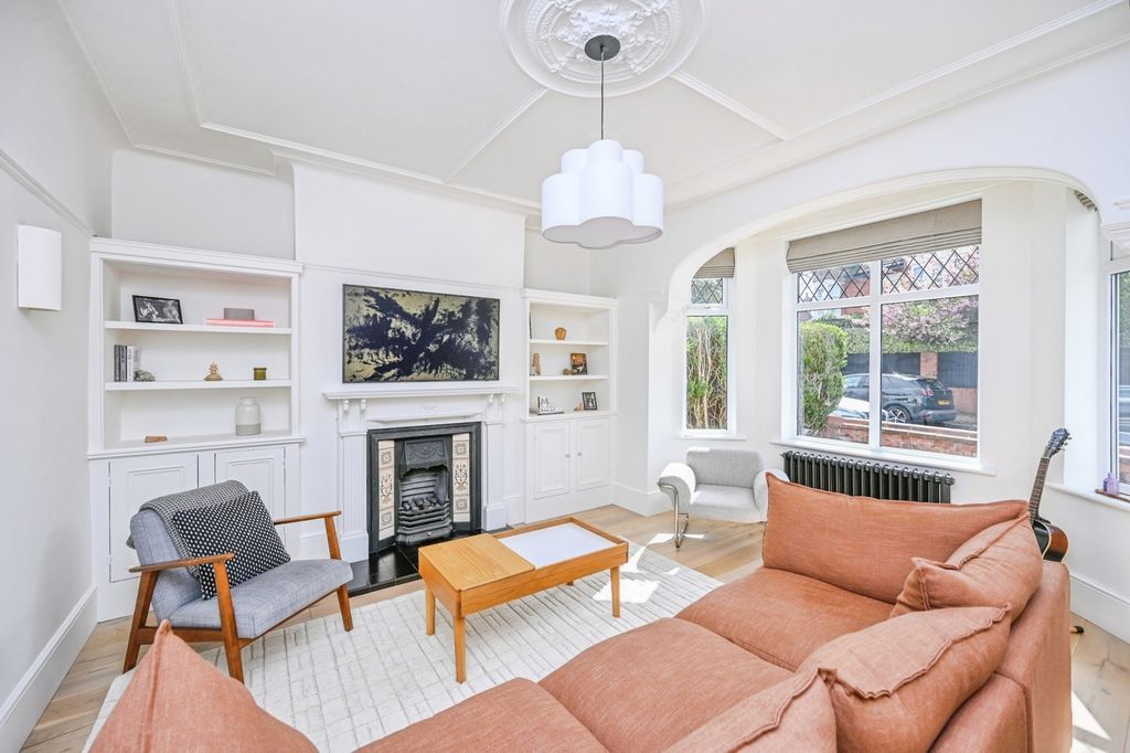 Property photo 2 of 19 Pbox-Img.Jpg