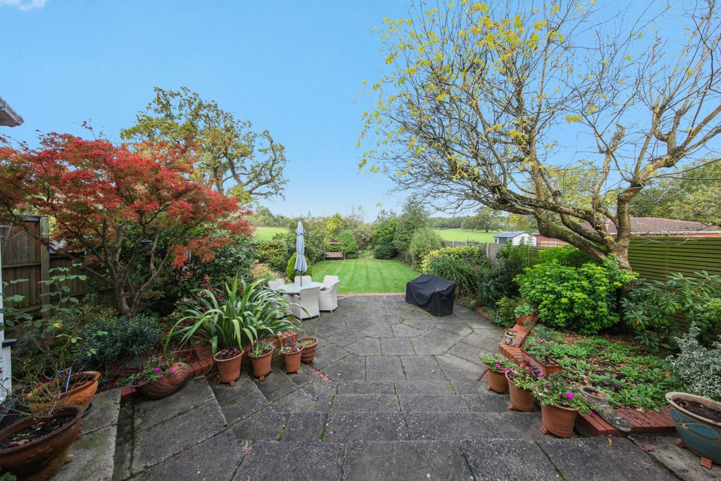 Property photo 3 of 33