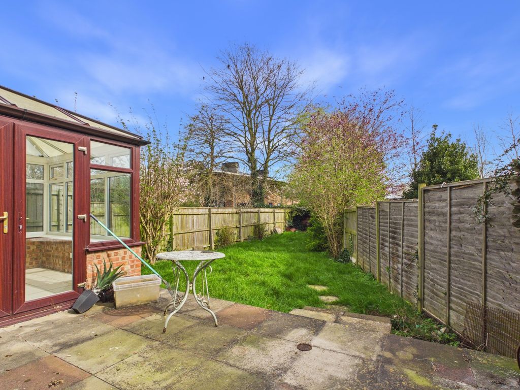 Property photo 2 of 11 4985085