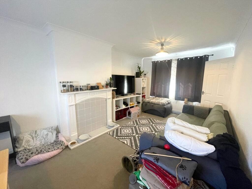 Property photo 3 of 16 Picture No. 13