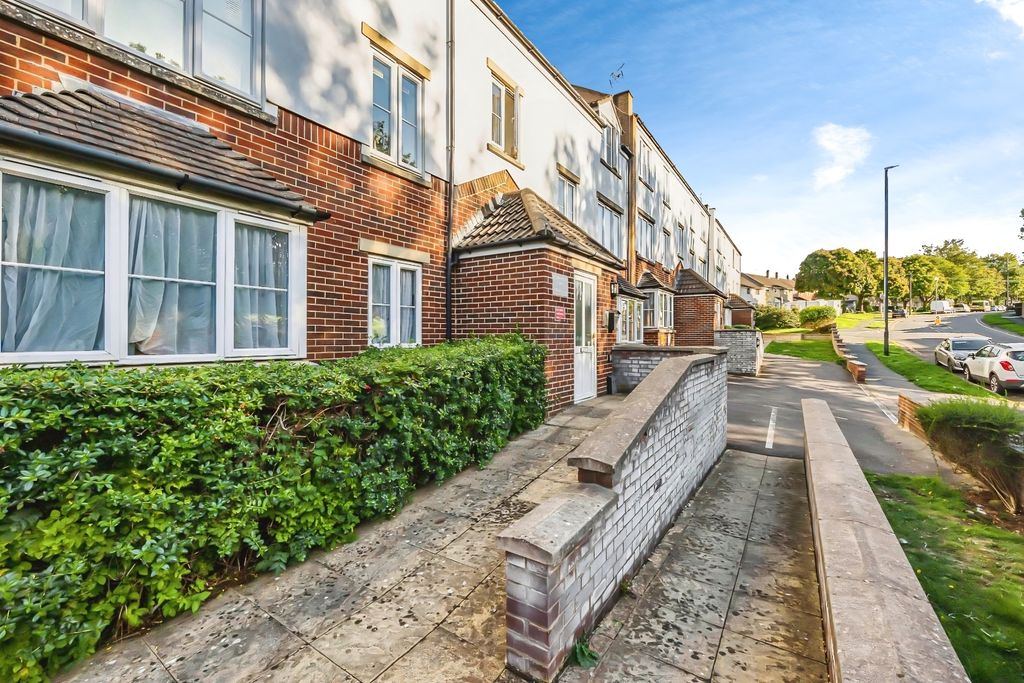 Property photo 1 of 13