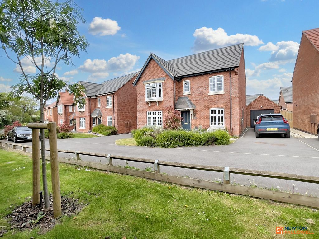 Property photo 1 of 39