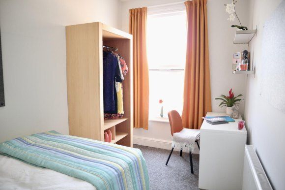 Property photo 1 of 5 8810903.Jpg