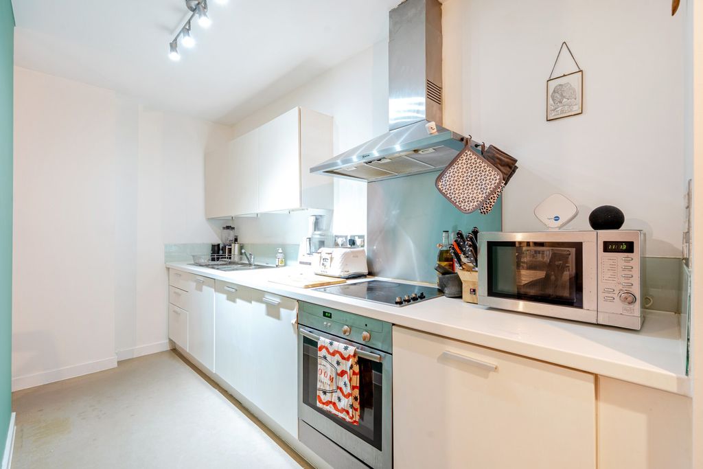 Property photo 3 of 21 1523658-7-1A0c37d...