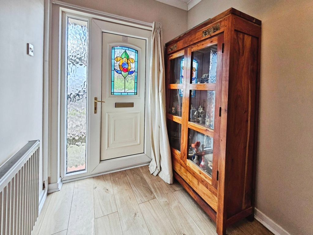 Property photo 2 of 28 Pbox-Img.Jpg