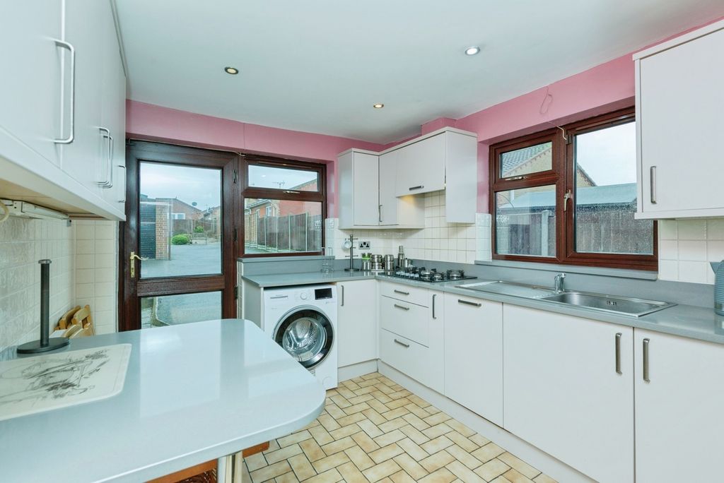 Property photo 3 of 22 Pbox-Img.Jpg