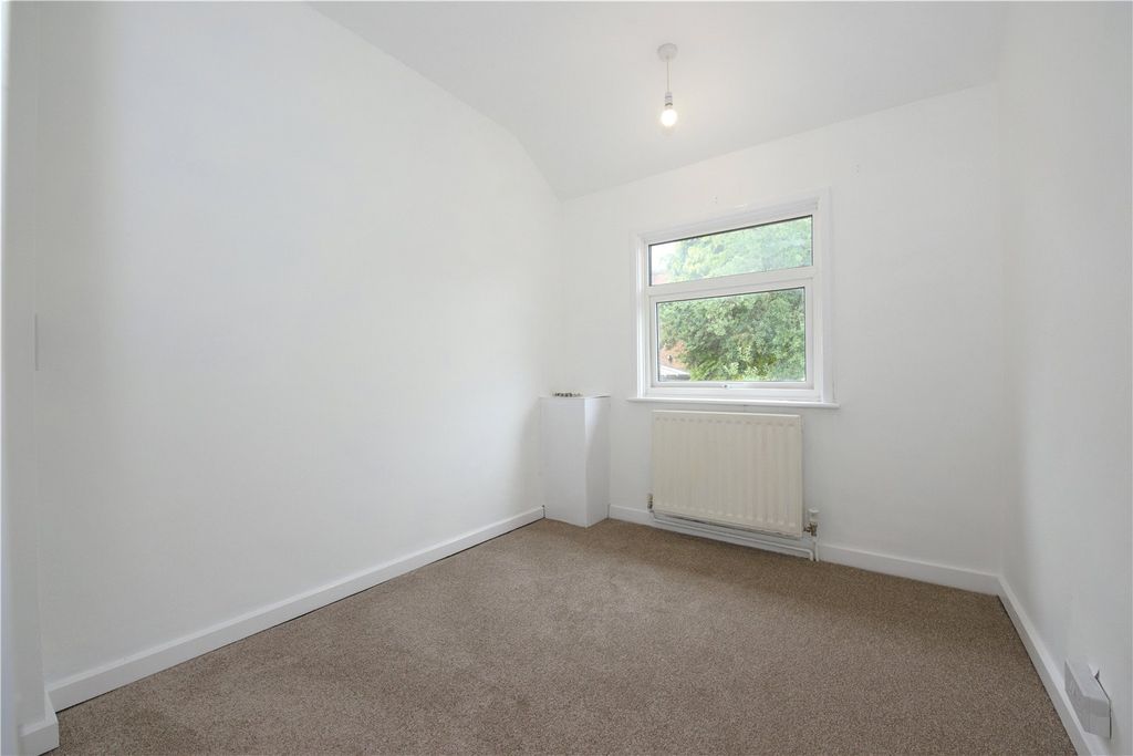 Property photo 3 of 7 Picture No. 01