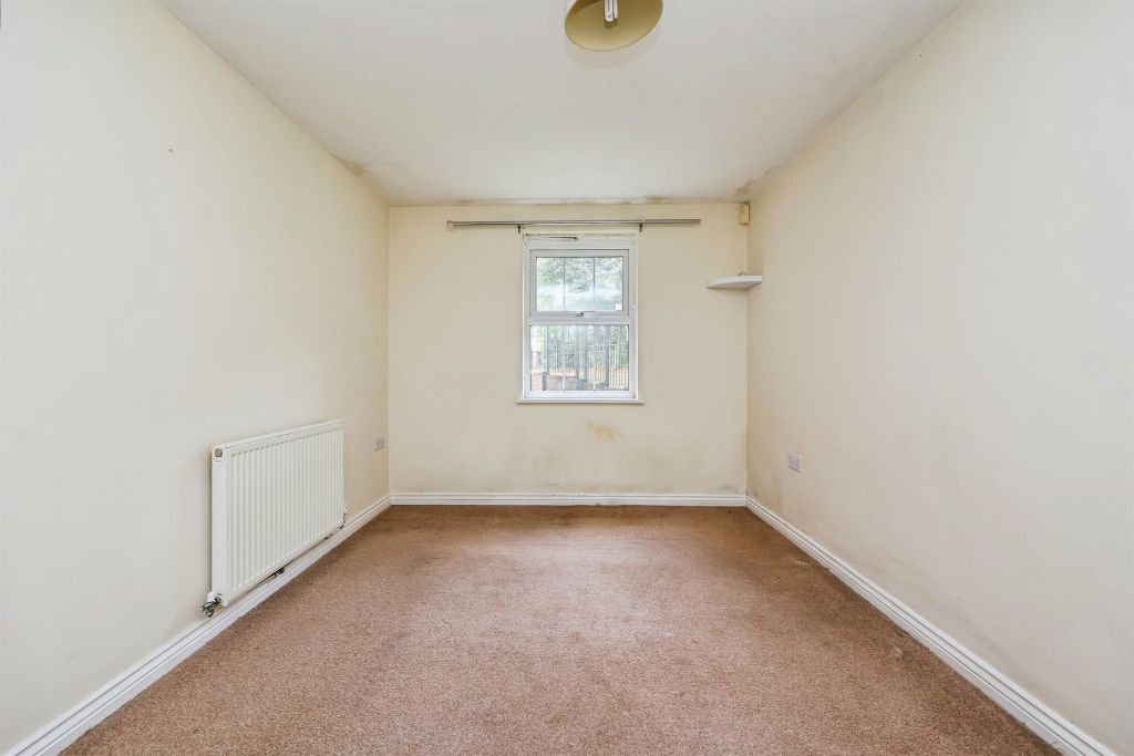 Additional image 11 of 2 bed flat for salePalmerston Road, Ilkeston DE7
