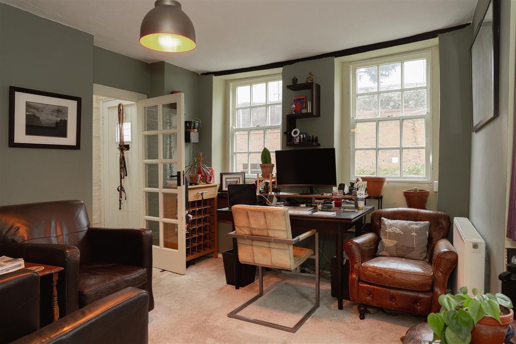 Additional image 7 of 3 bed semi-detached house for saleDene Street, Dorking RH4