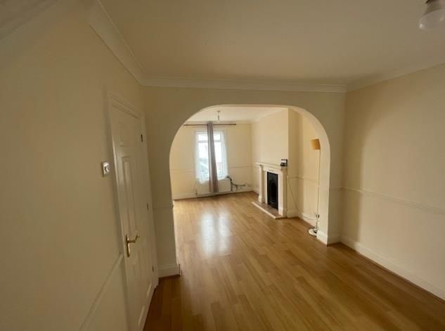Property photo 3 of 4 3