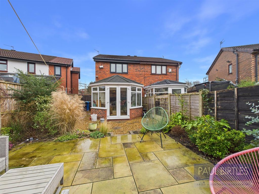 Property photo 2 of 18 Cam01301G0-Pr0715-Still024.Jpg