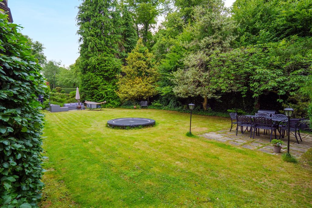 Property photo 3 of 19
