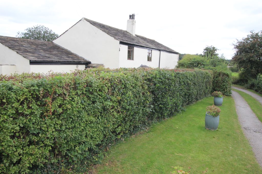 Property photo 1 of 19 Img_4929