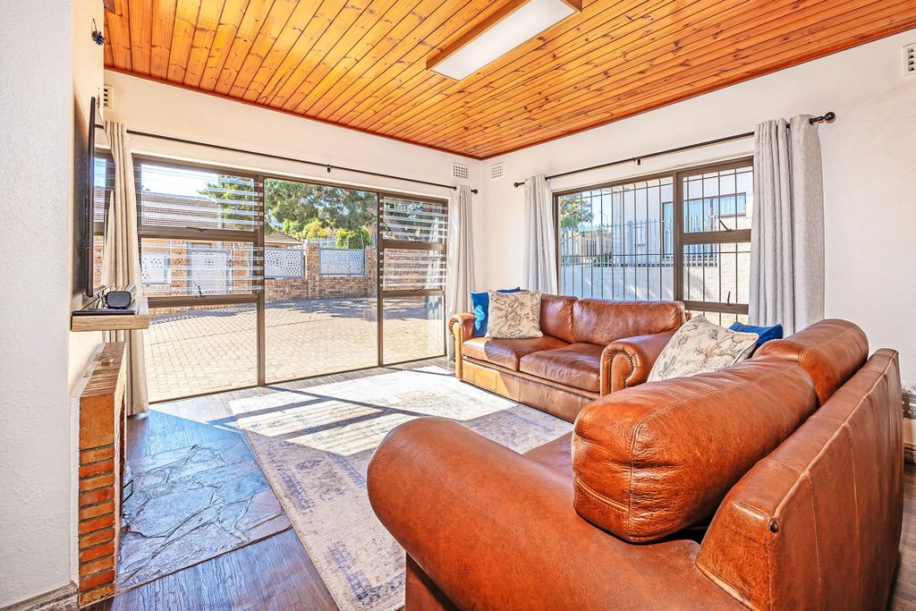 Property photo 2 of 27 Dbv1735622