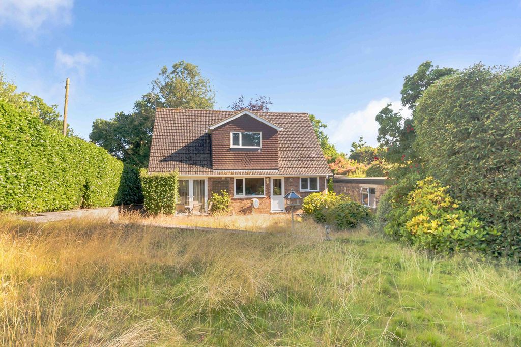 Property photo 1 of 30