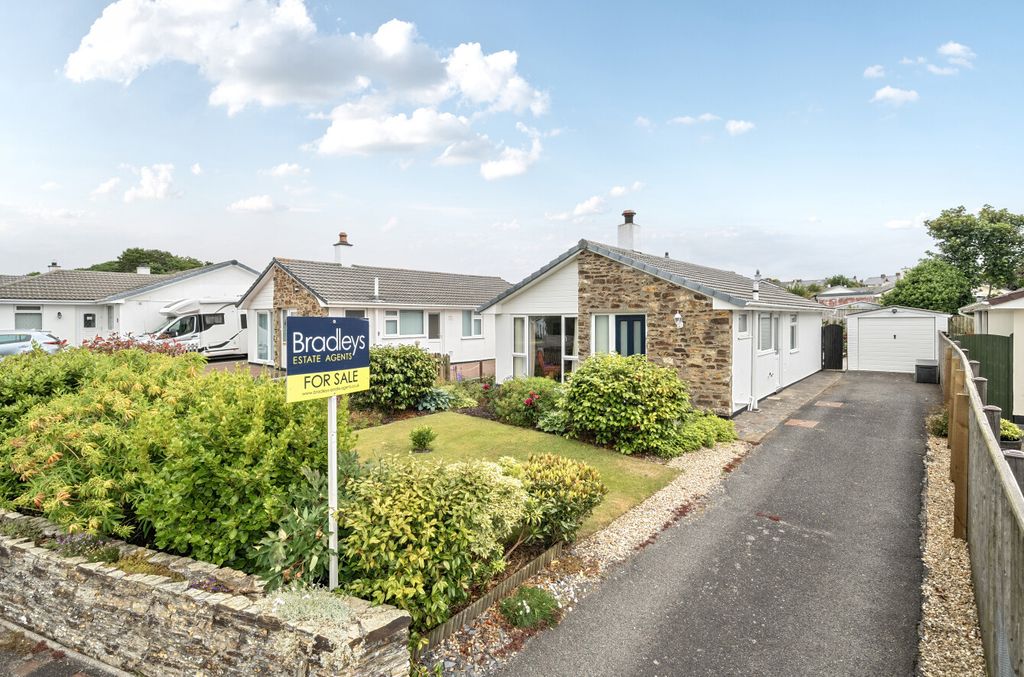 Property photo 1 of 19 1306387-1-684832B...