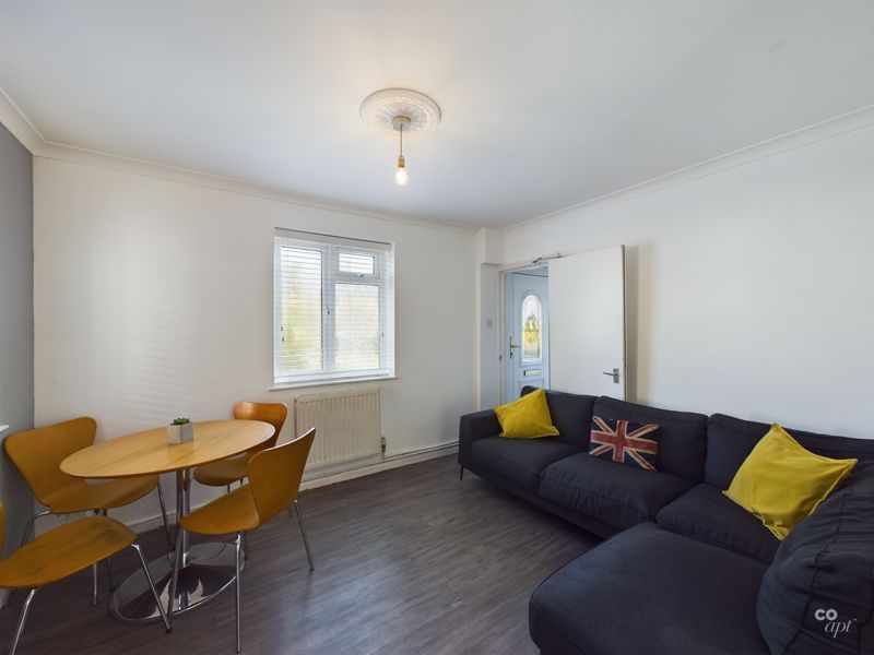 Property photo 1 of 14 Photo 17