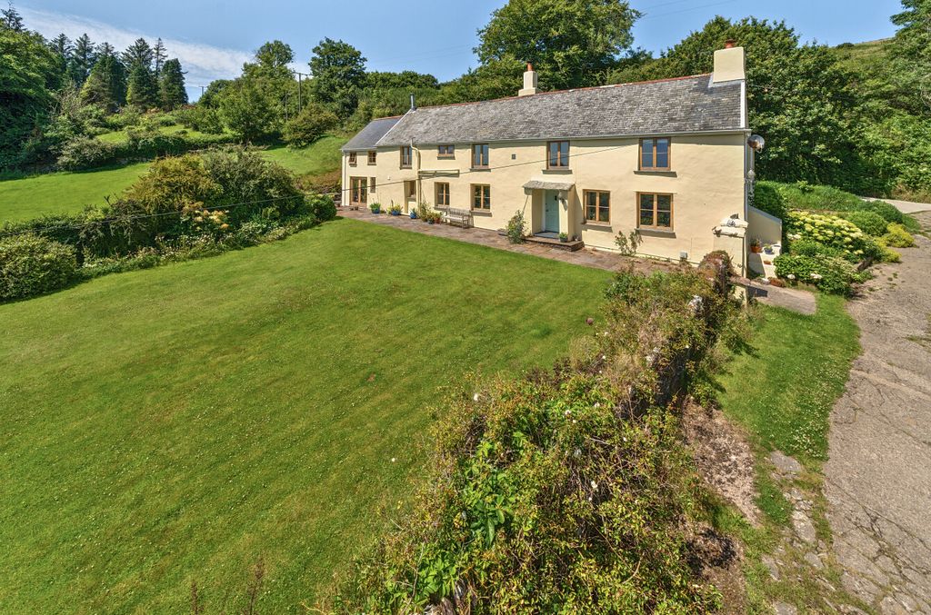 Property photo 2 of 41 Picture No. 02
