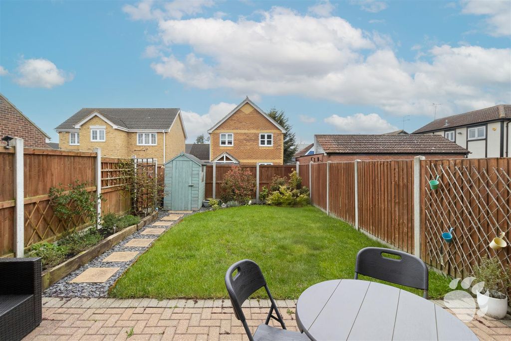 Property photo 2 of 20 Garden