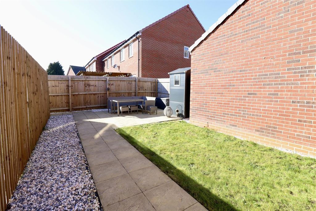 Property photo 3 of 13