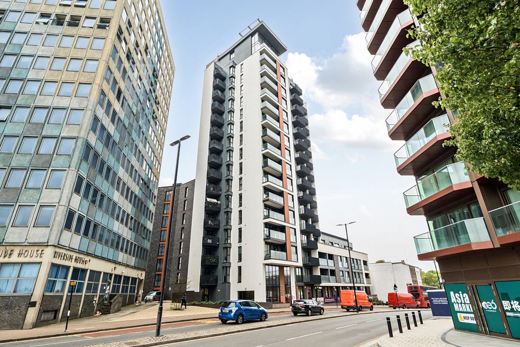 Property photo 2 of 19 External