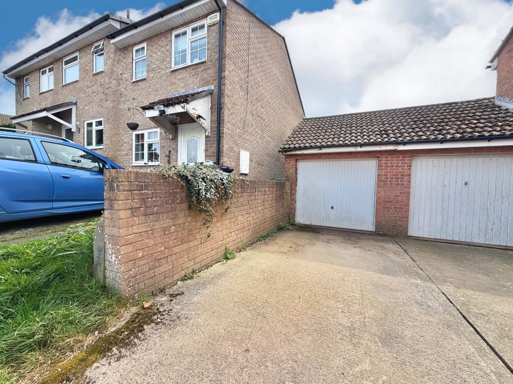 Property photo 2 of 10