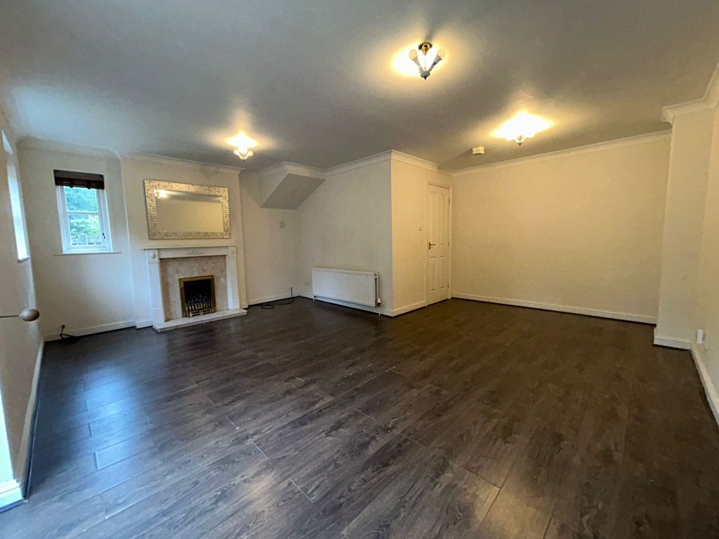 Property photo 2 of 12 Image