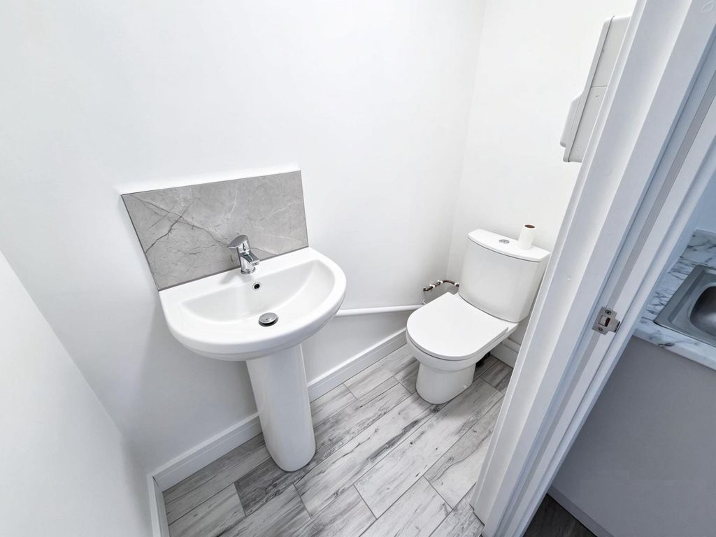 Property photo 1 of 4