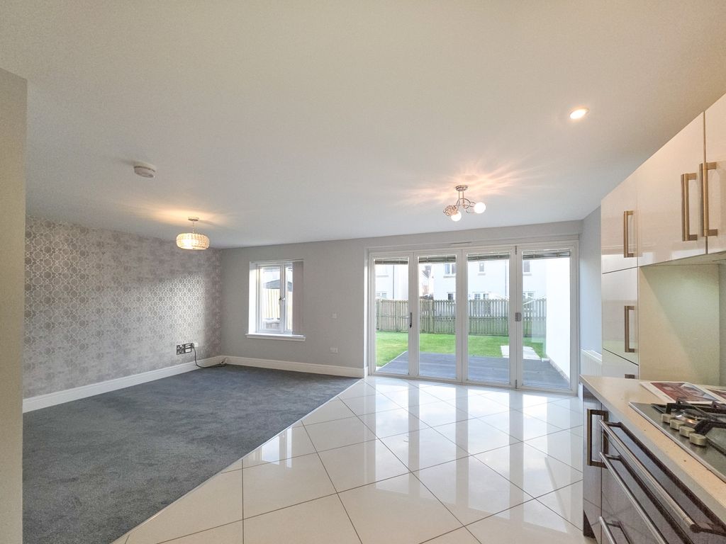 Property photo 3 of 17 Image 2