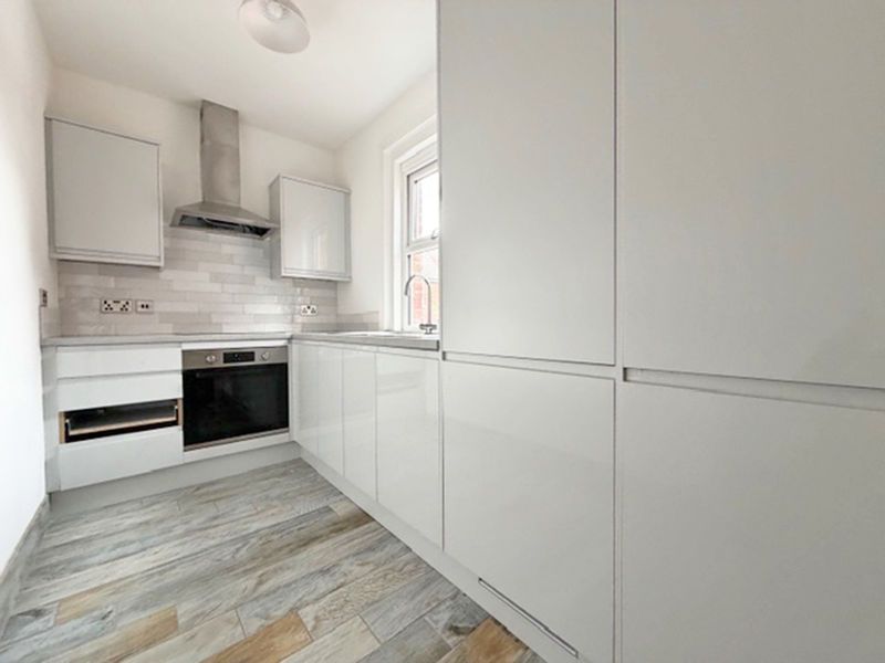 Property photo 2 of 9 Kitchen