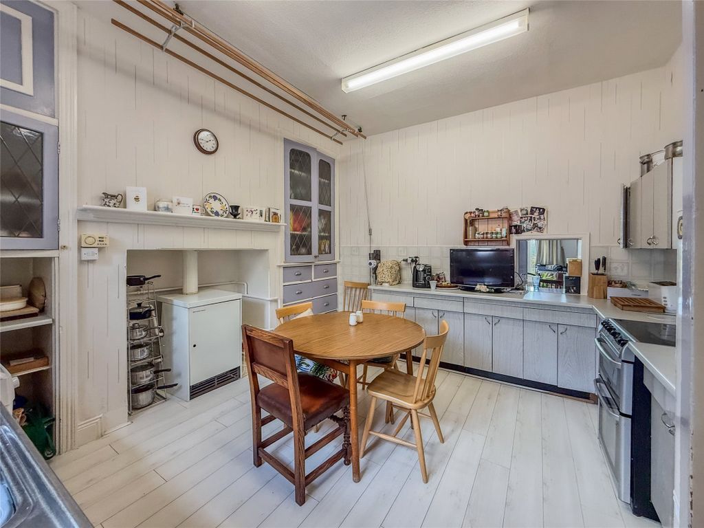 Property photo 3 of 35 Dining Kitchen