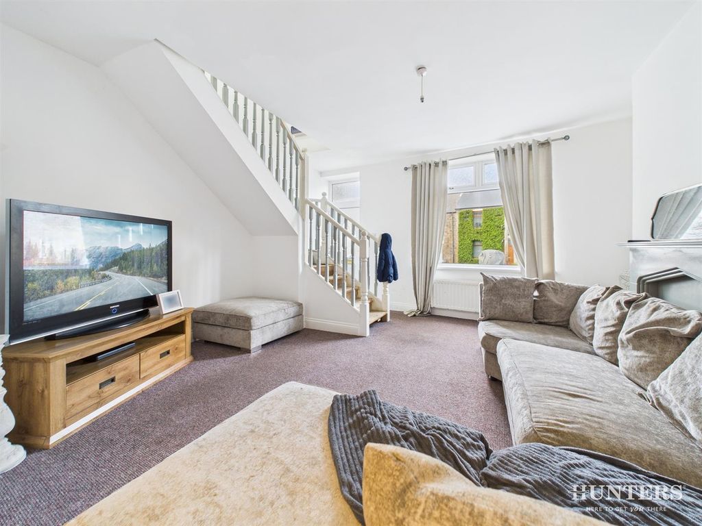 Property photo 3 of 15 Cam03792G0-Pr0354-Still002.Jpg