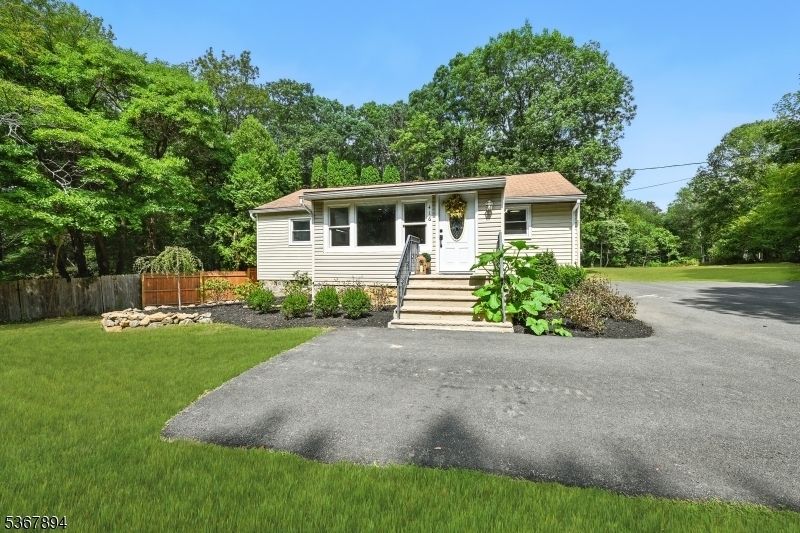 Property photo 2 of 8 <Alttext/>