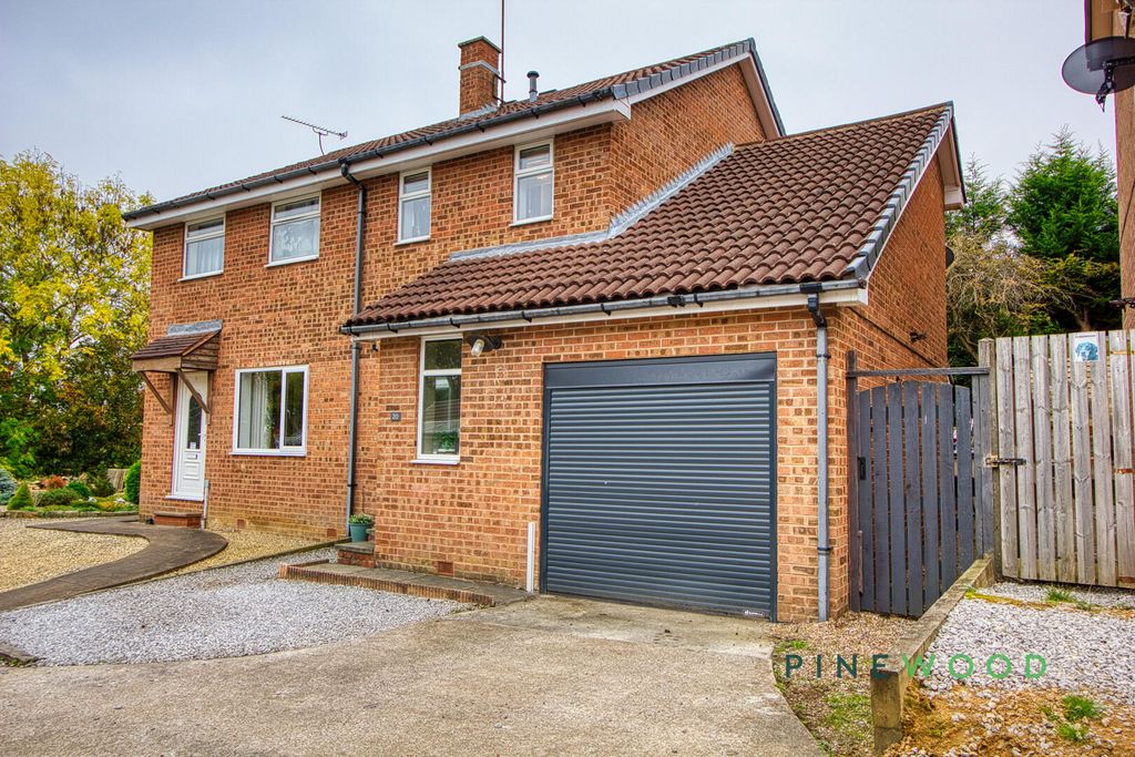 Property photo 1 of 31 Front (Exterior)