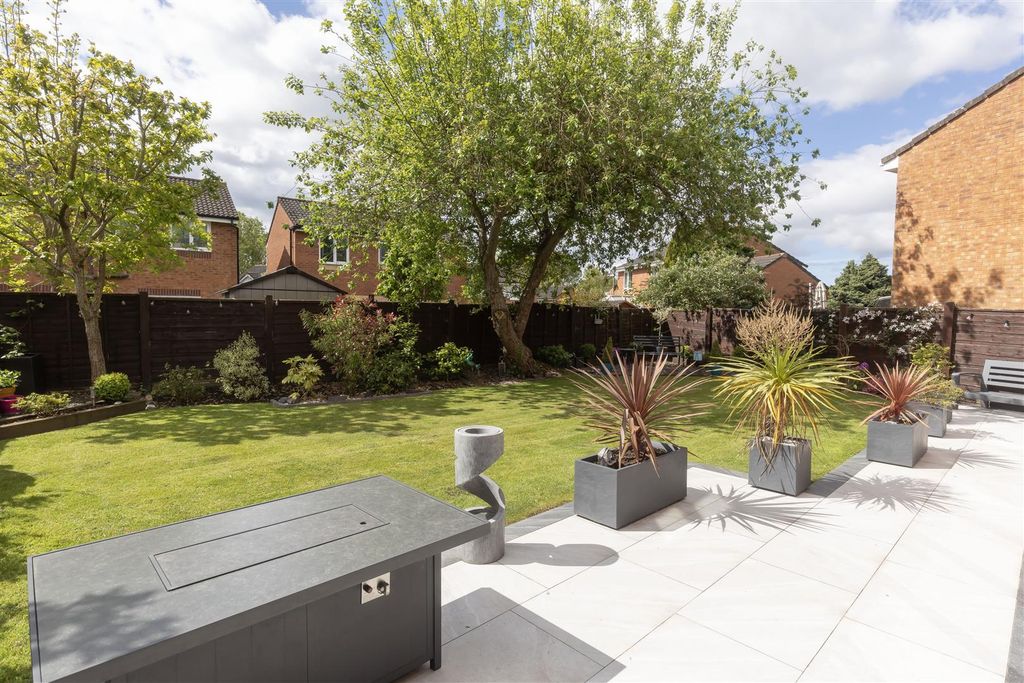 Additional image 4 of 4 bed detached house for saleHedgerows Road, Leyland PR25