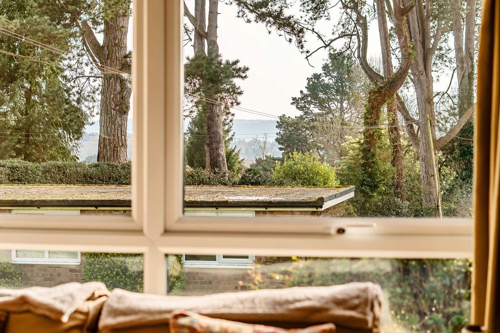 Property photo 3 of 11 View