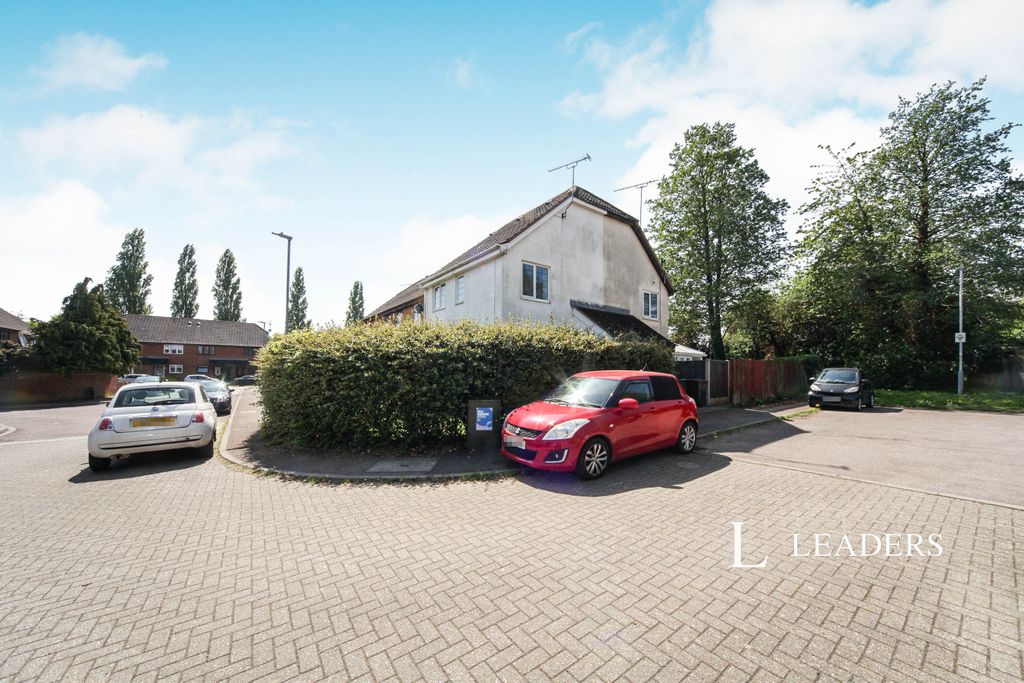 Property photo 1 of 10 1