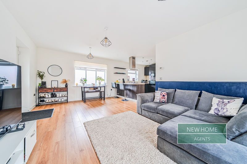 Property photo 3 of 16 Photo 4