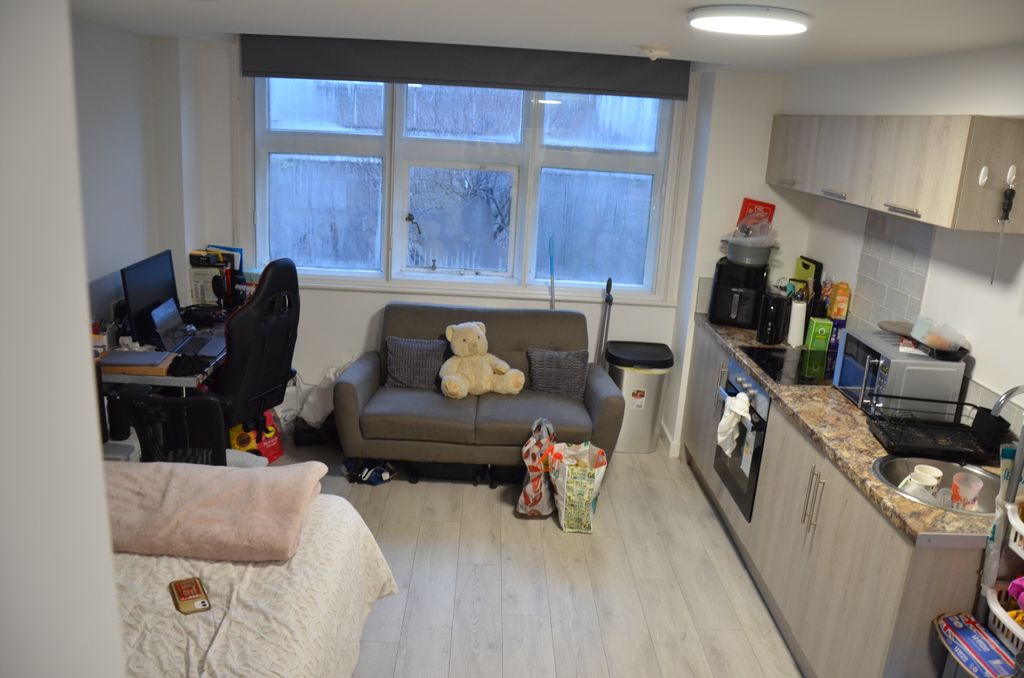 Property photo 3 of 5 11 Lps 2