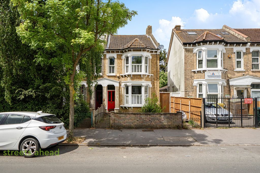 Property photo 1 of 20 c7Adf7A0-E888-4c5...