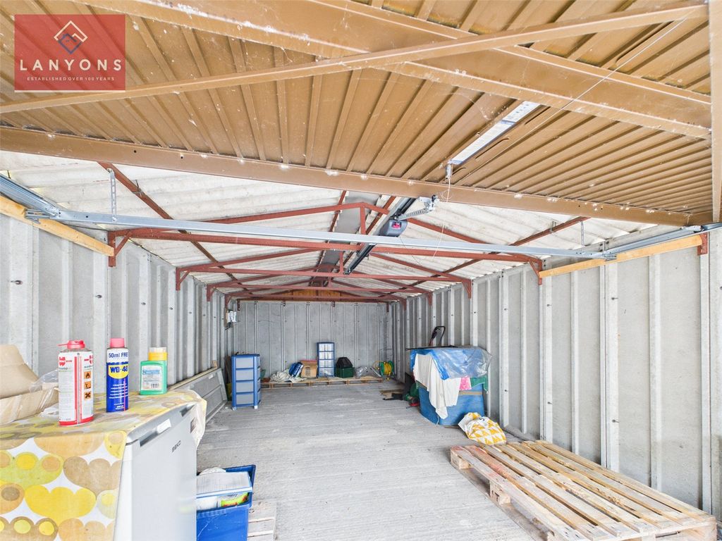 Property photo 2 of 5 Picture No. 02