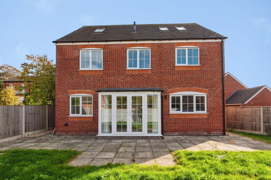 Property photo 2 of 23 Pbox-Img.Jpg