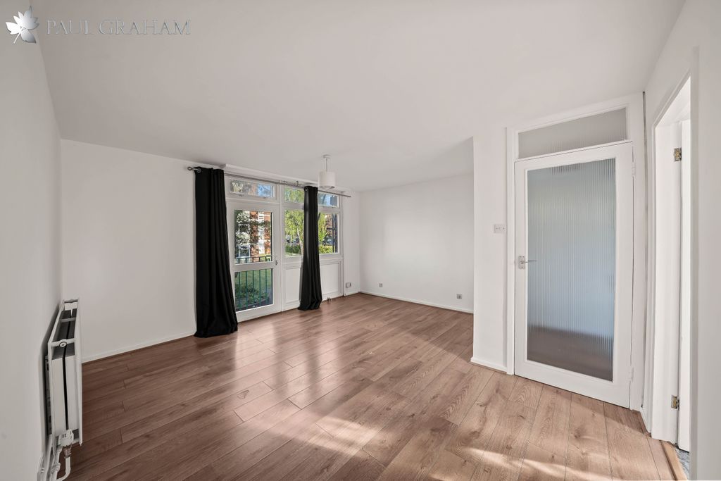 Property photo 2 of 9 Dsc02139