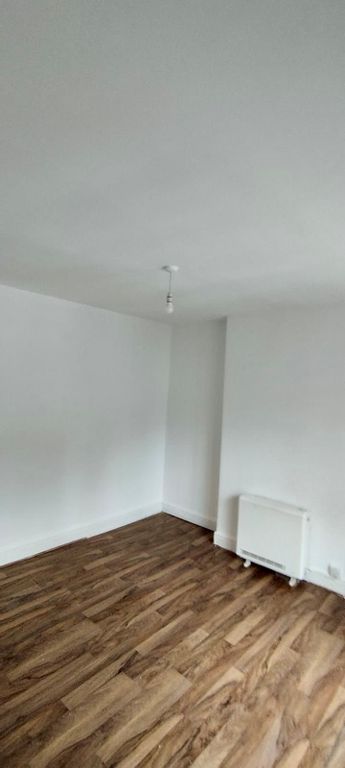 Property photo 2 of 3