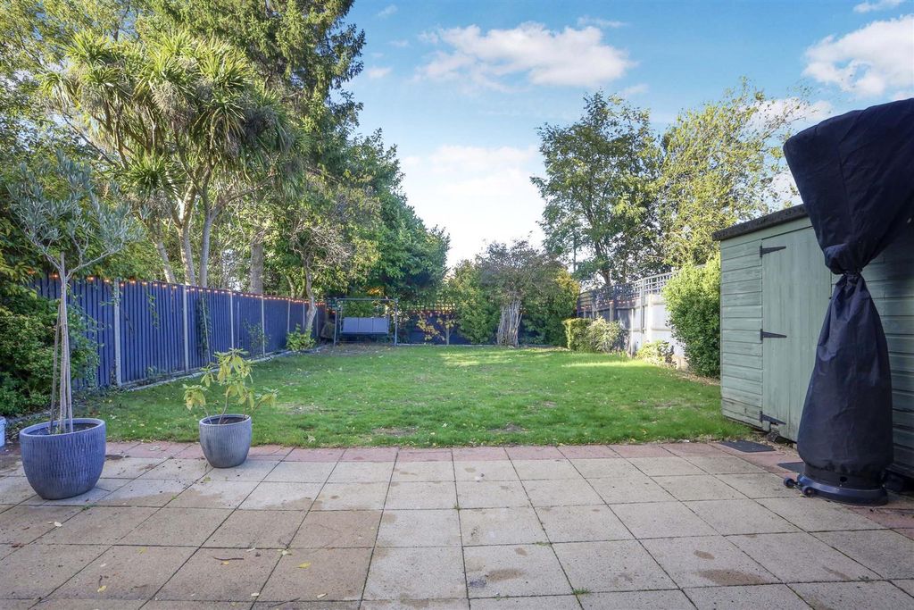 Property photo 2 of 29 1558326422 - 27.Jpg