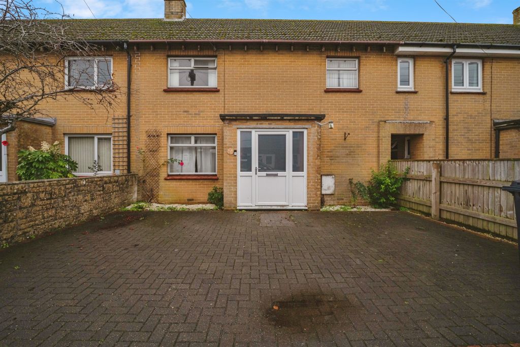 Property photo 1 of 17