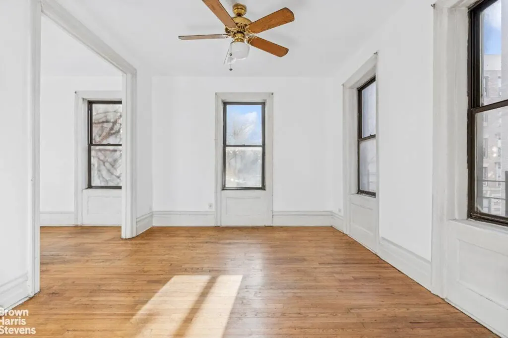 Property photo 3 of 9 <Alttext/>