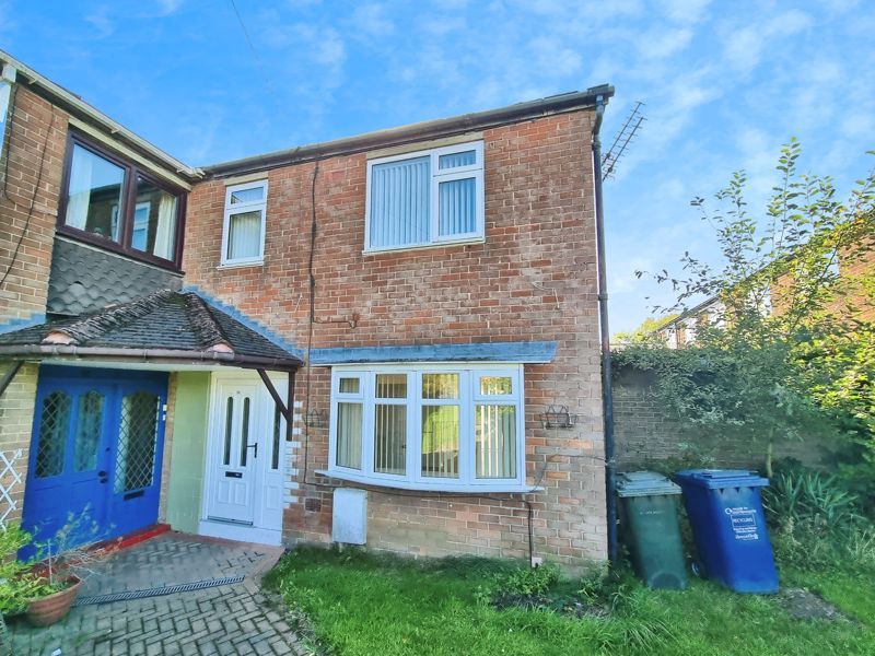 Property photo 1 of 8 Photo 8