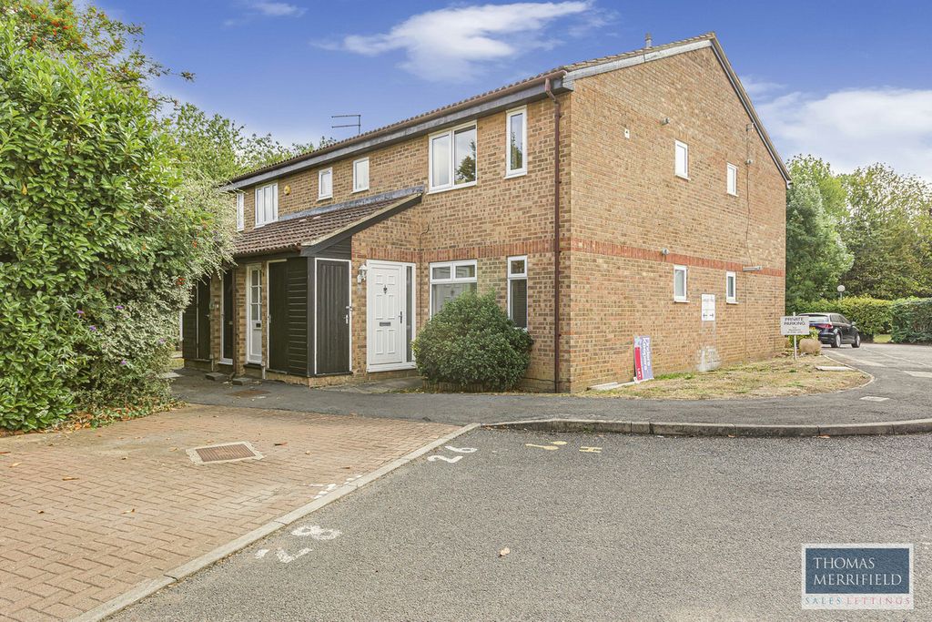 Property photo 1 of 11