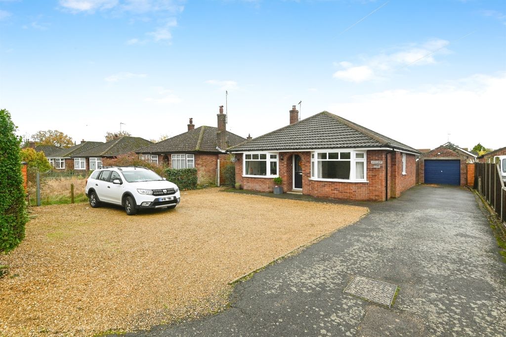 Property photo 1 of 21